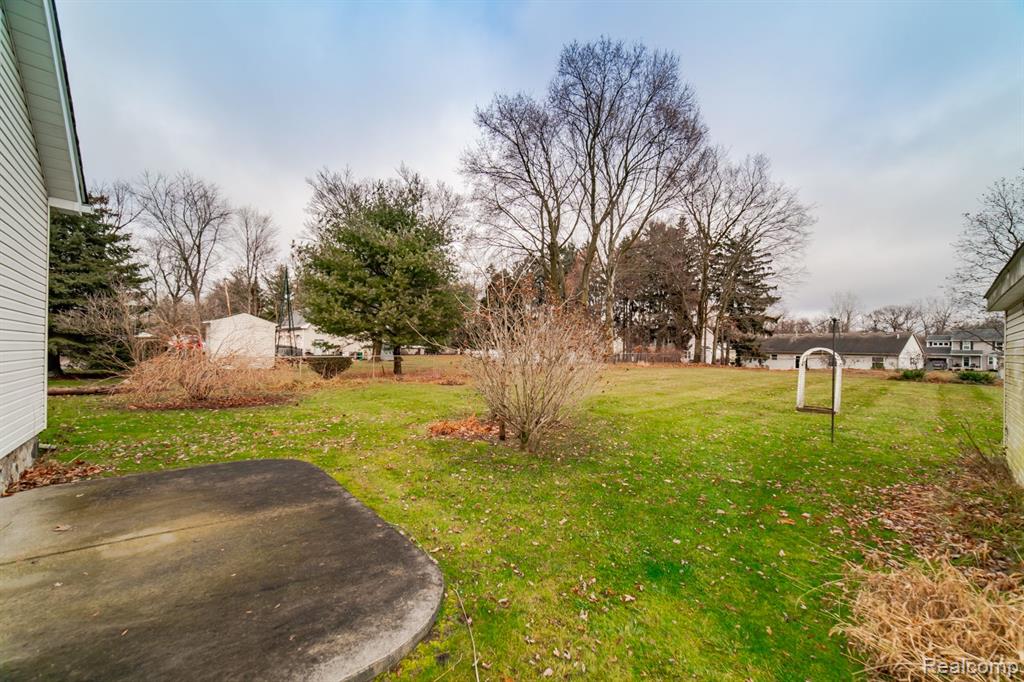 43 N GLASPIE Street, Oxford, MI 48371 — Photo 30