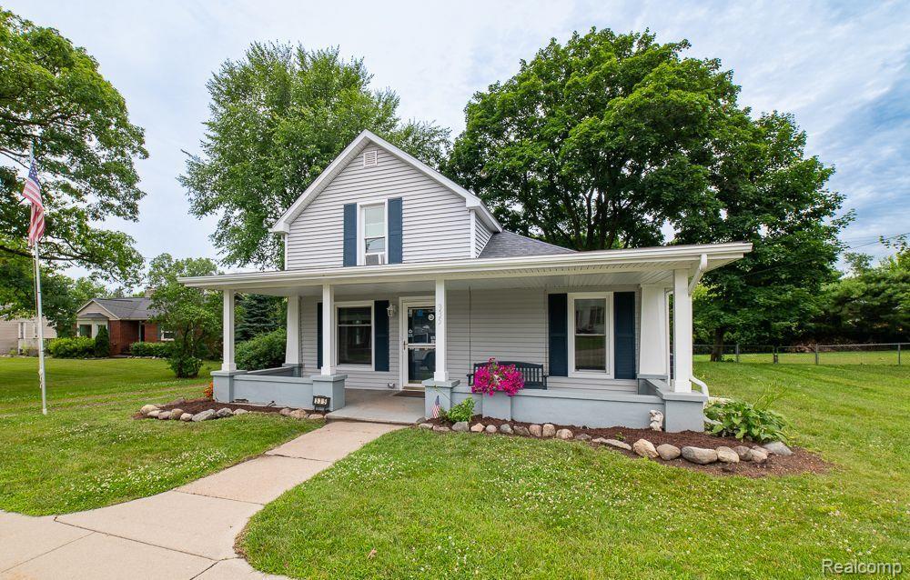 335 N CHURCH Street, Ortonville, MI 48462 — Photo 3