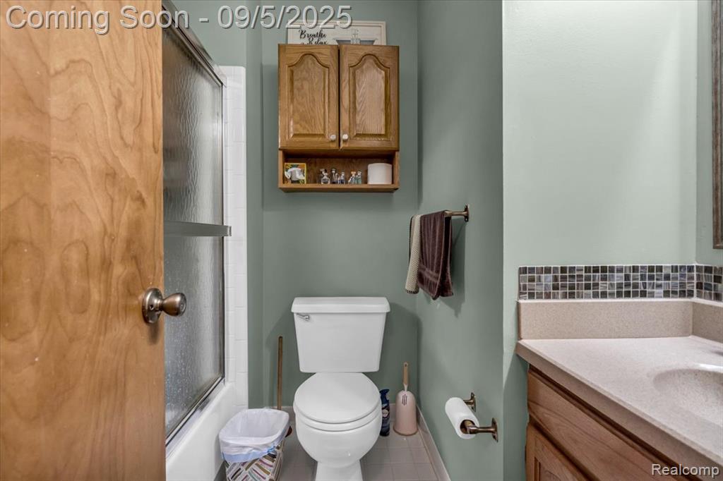 43559 Riverbend Boulevard, Clinton Twp, MI 48038 — Photo 28