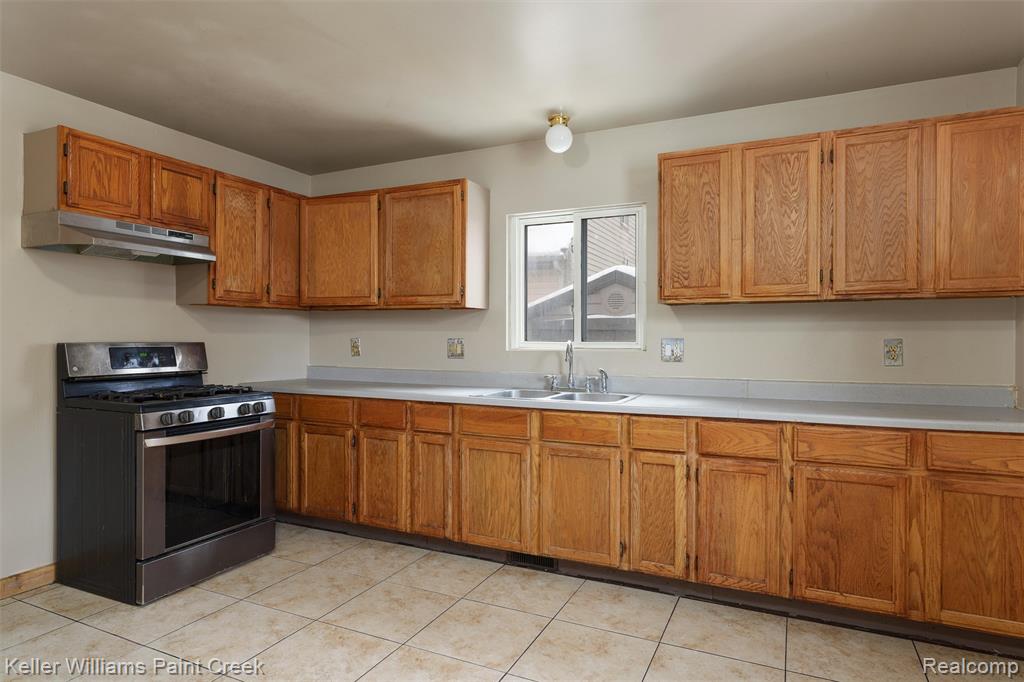 8523 Republic Avenue, Warren, MI 48089 — Photo 7