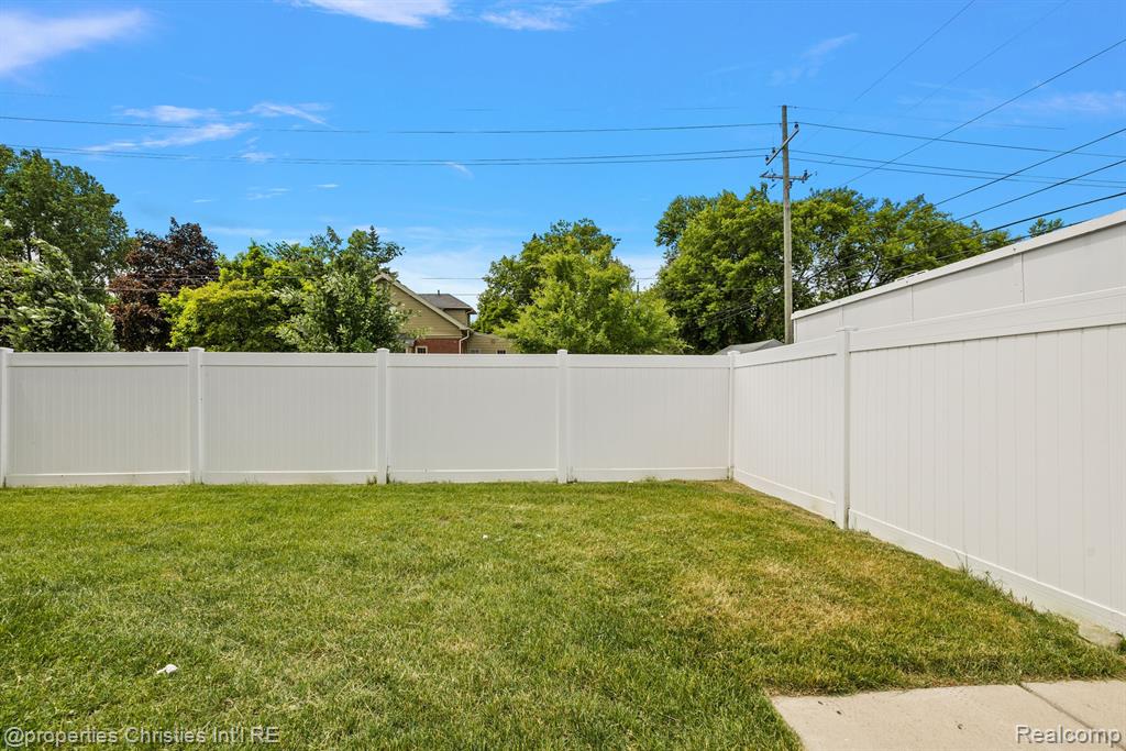 407 COLLEGE Street, Ferndale, MI 48220 — Photo 49
