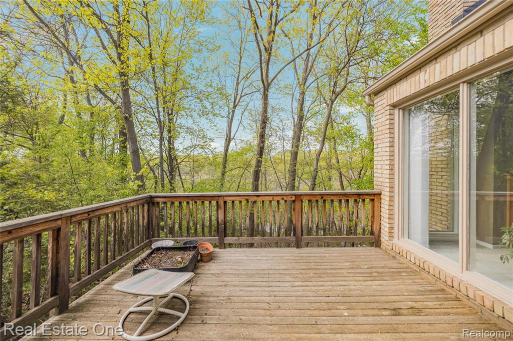 5000 Mirror Lake Court, 19, West Bloomfield, MI 48323 — Photo 55