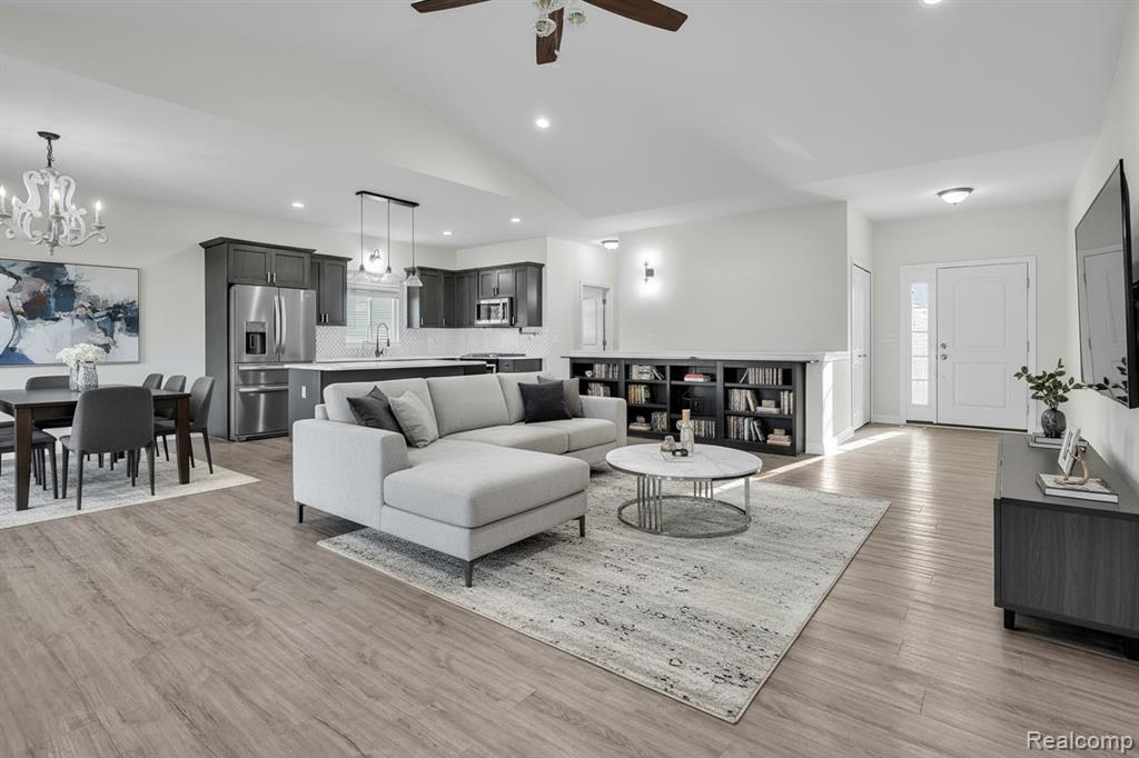 8185 Hidden Cove Court, Grand Blanc, MI 48439 — Photo 8