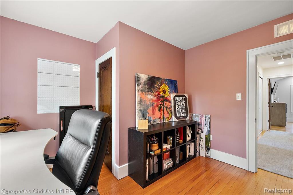 917 Maplegrove Avenue, Royal Oak, MI 48067 — Photo 52