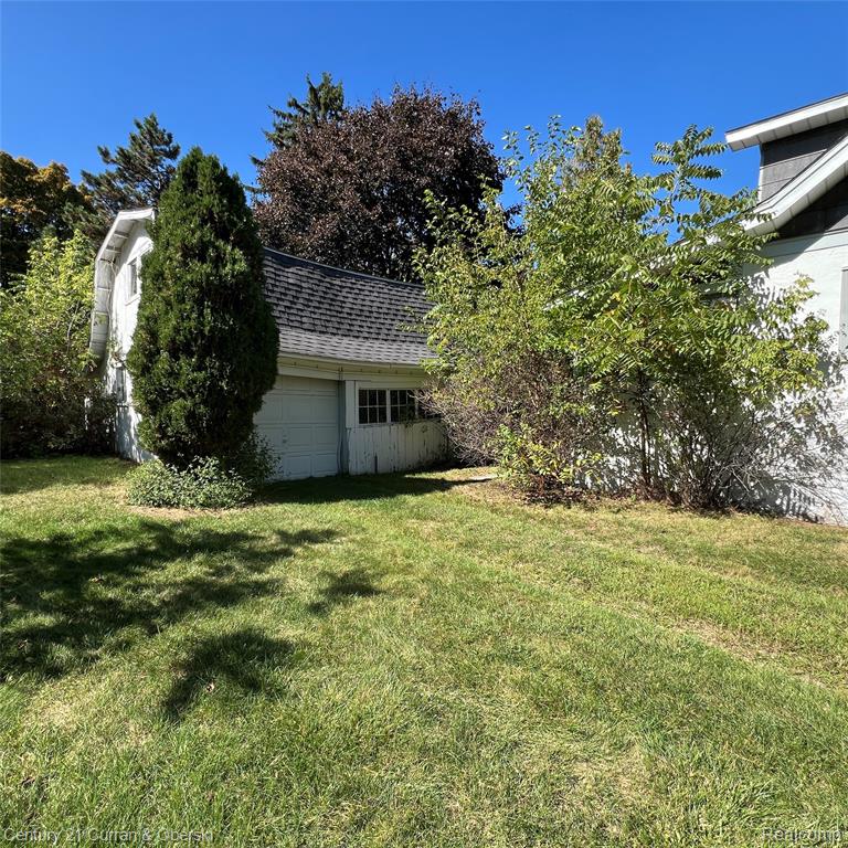 406 S Webik Avenue, Clawson, MI — Photo 11