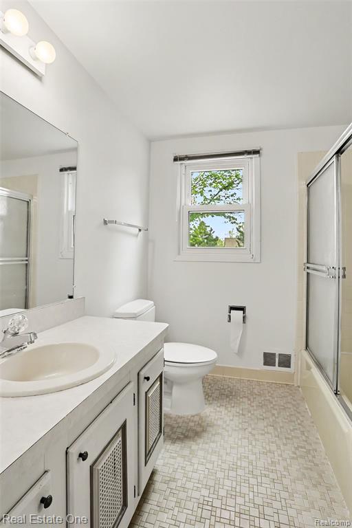 4923 Stamford Drive, West Bloomfield, MI 48323 — Photo 20
