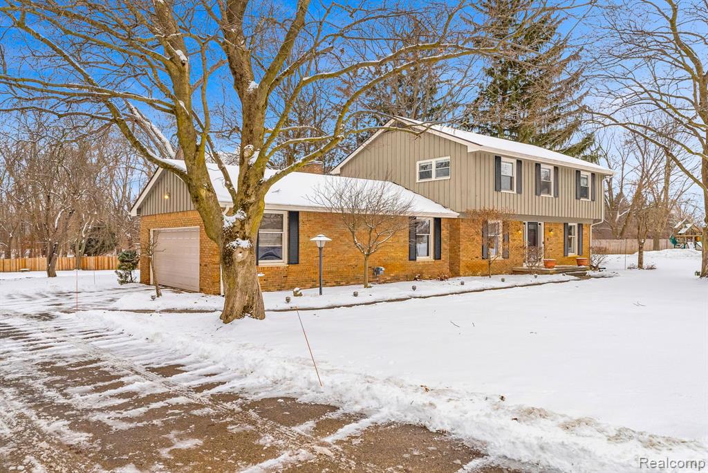 8378 OLD PLANK Road, Grand Blanc, MI 48439 — Photo 3