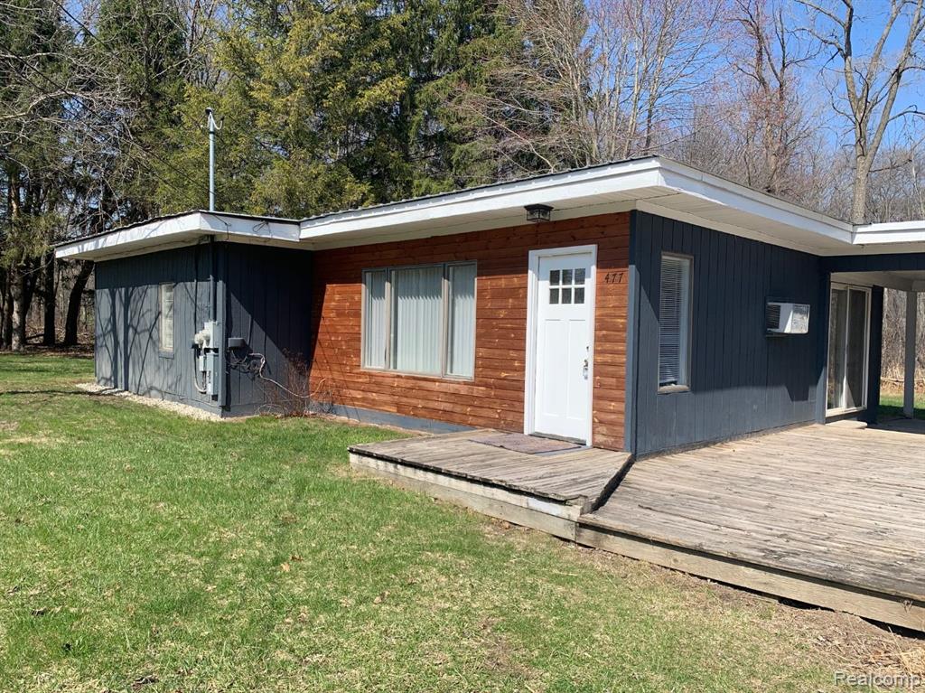 477 Crediton Street, Lake Orion, MI 48362 — Photo 2