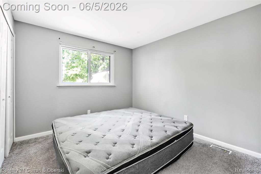 15556 Taft Street, Romulus, MI 48174 — Photo 11