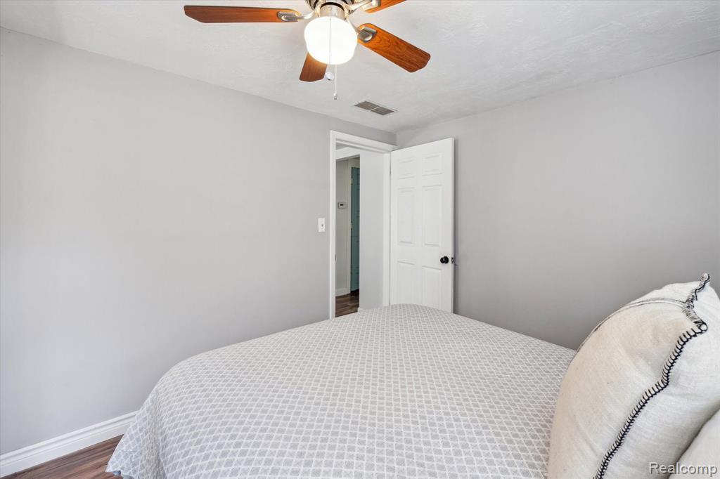 7847 HERBST Road, Brighton, MI 48114 — Photo 18