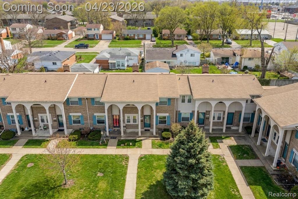 8114 Clay Court, Sterling Heights, MI 48313 — Photo 2