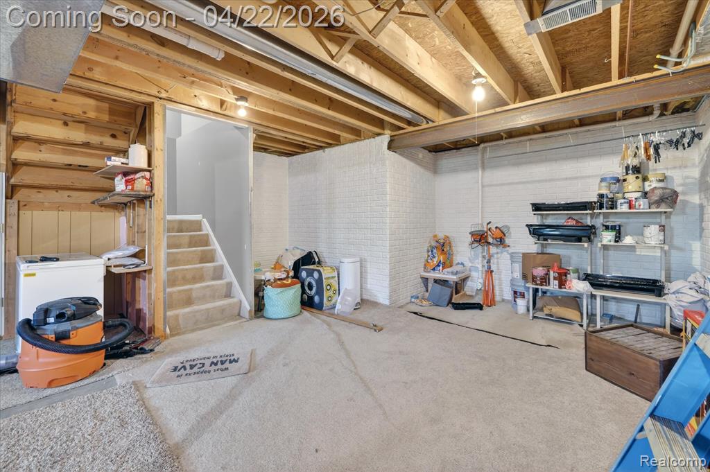 410 Bent Oak Street, Fenton, MI 48430 — Photo 32