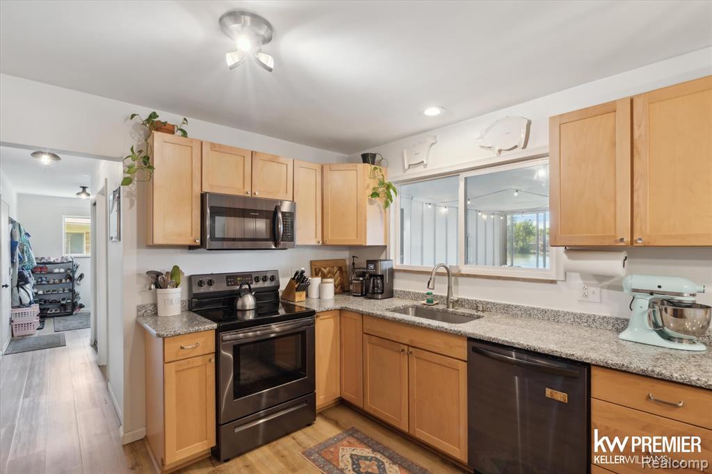 475 Berry Patch Lane, White Lake, MI — Photo 10