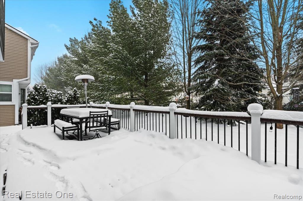 924 Riverstone Court, Milford, MI 48381 — Photo 44