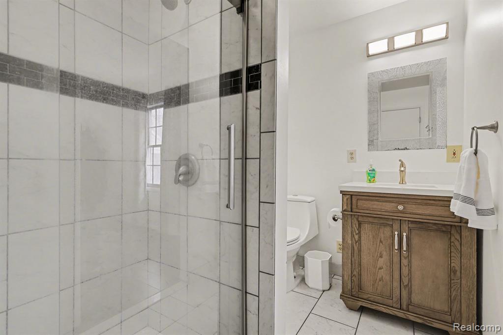 5225 Pine Drive, Jackson, MI 49201 — Photo 19