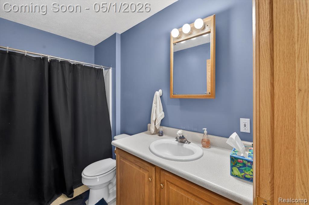 9074 Hamburg Road, Brighton, MI 48116 — Photo 18