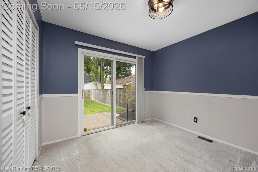 4411 Robinwood Avenue, Royal Oak, MI 48073 — Photo 11