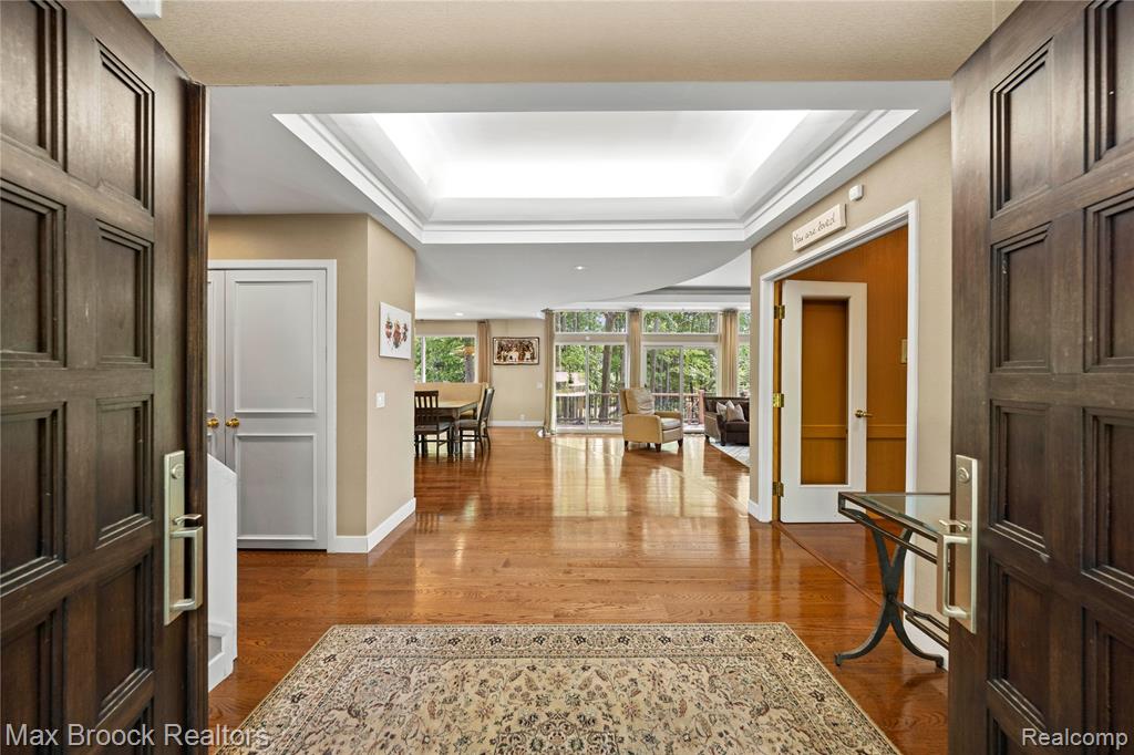 6067 Charles Drive, West Bloomfield, MI — Photo 7