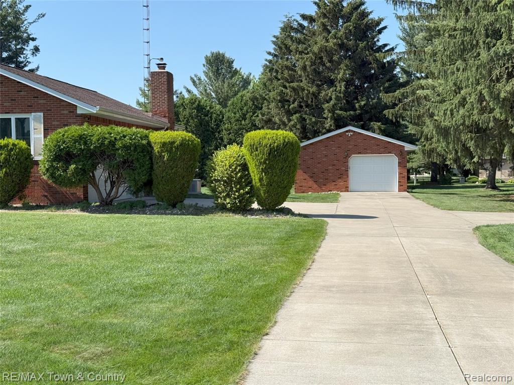 5070 W Farrand Road, Clio, MI 48420 — Photo 4