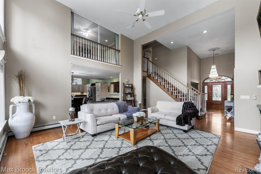 20403 Robinway Drive, Clinton Twp, MI 48036 — Photo 6