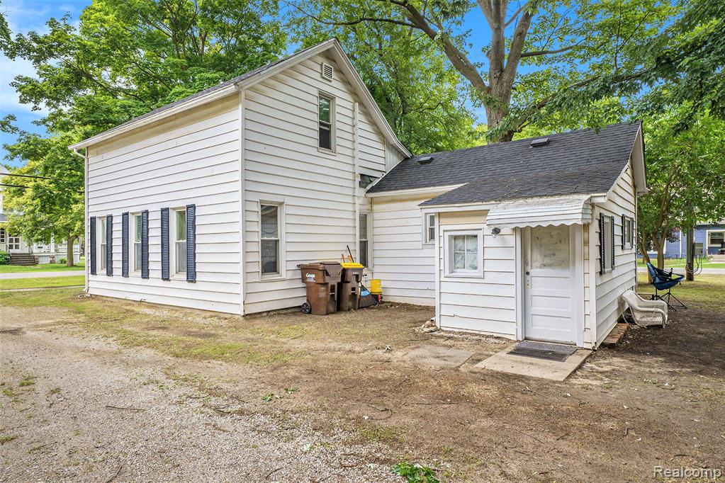 124 N Line Street, Chesaning, MI 48616 — Photo 15