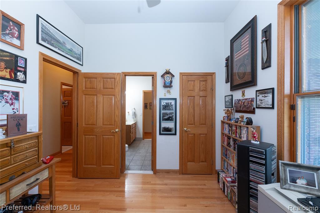 9769 Fawnwood Drive, Carleton, MI 48117 — Photo 27