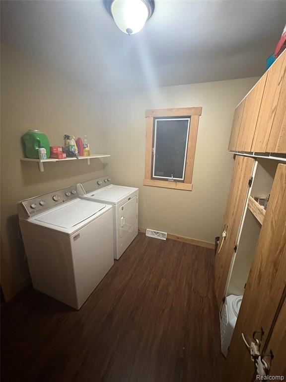 500 W Euclid Street, MI 49657 — Photo 8