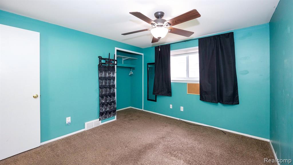 8127 BRISTOL Street, Westland, MI — Photo 14