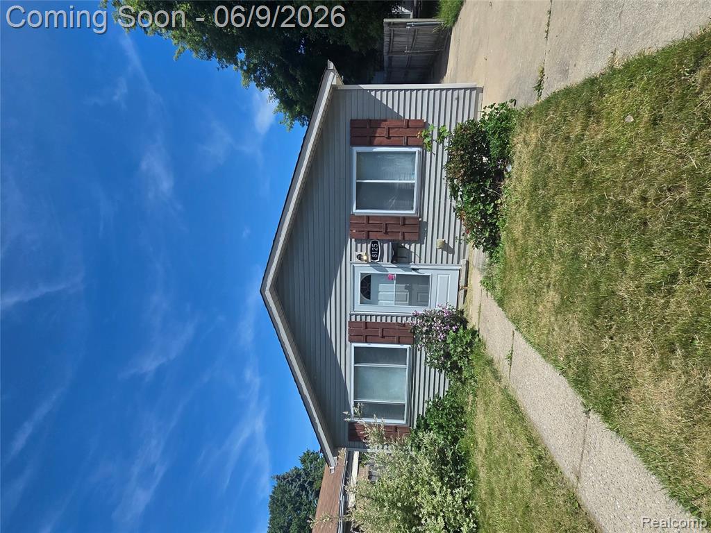 8125 Timken Avenue, Warren, MI 48089 — front exterior