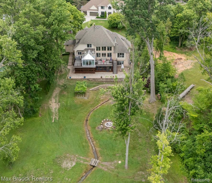20403 Robinway Drive, Clinton Twp, MI 48036 — Photo 40