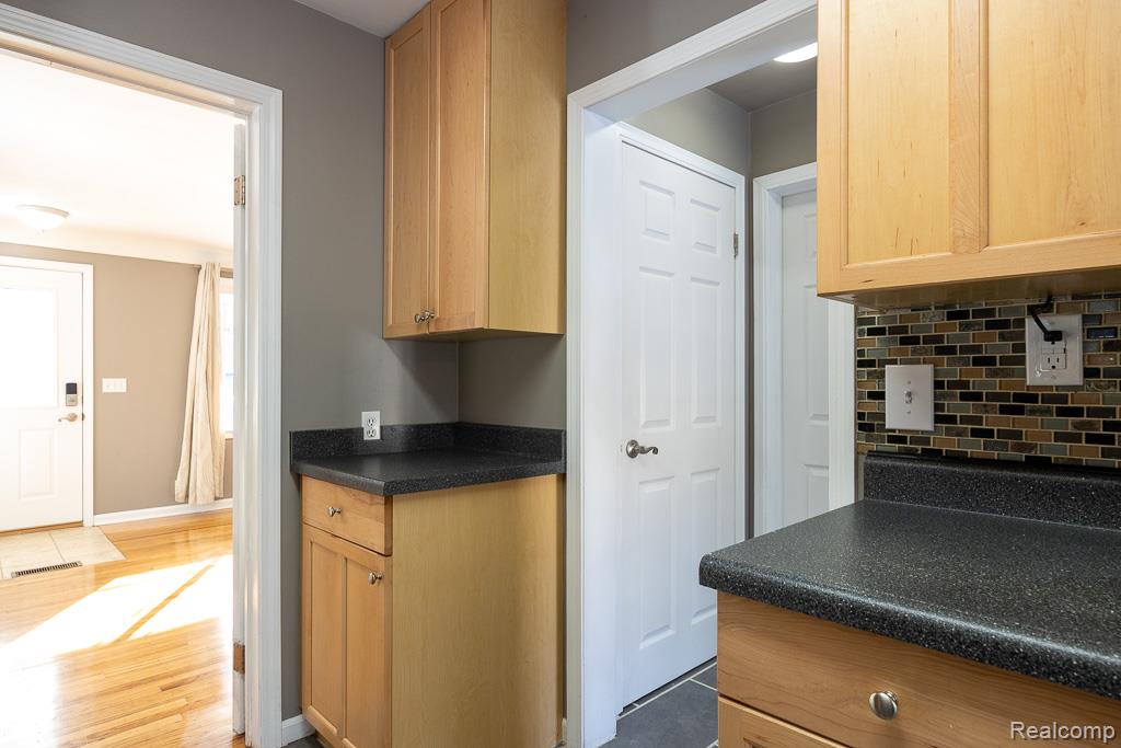 743 E Liberty Street, Milford, MI 48381 — Photo 7