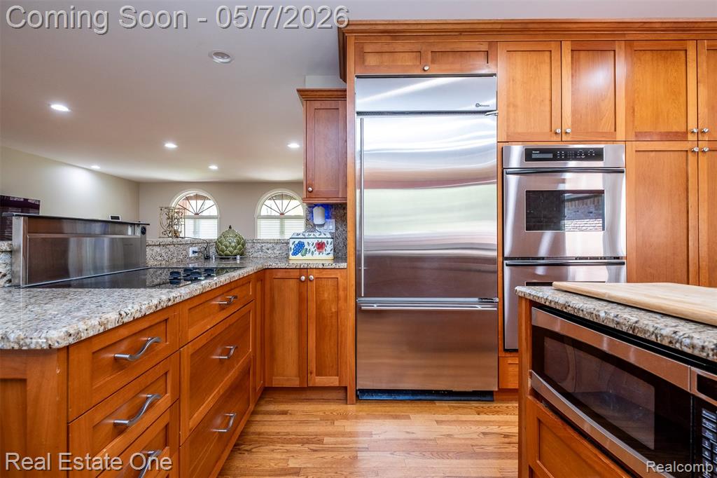 785 Old Milford Farms, Milford, MI 48381 — Photo 18