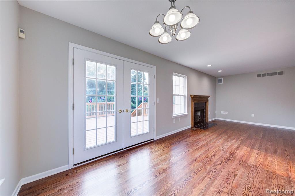 4269 Warrington Drive, Wixom, MI 48393 — Photo 11