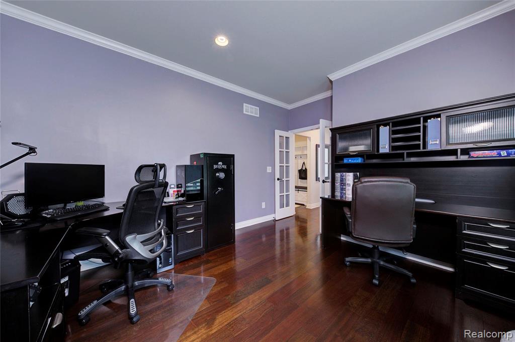 50411 Lansdowne Road, Canton, MI 48188 — Photo 27