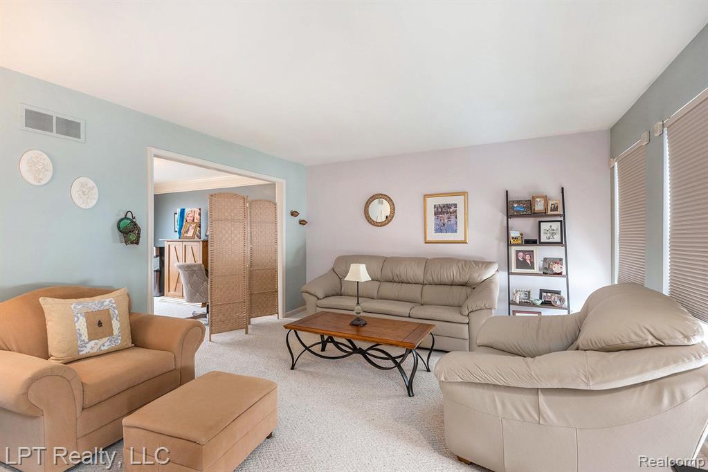 54472 ISLE ROYALE Avenue, Macomb, MI 48042 — Photo 7