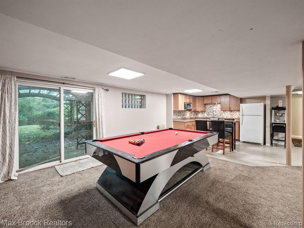 6570 CASTLE Drive, Bloomfield Hills, MI 48301 — Photo 42