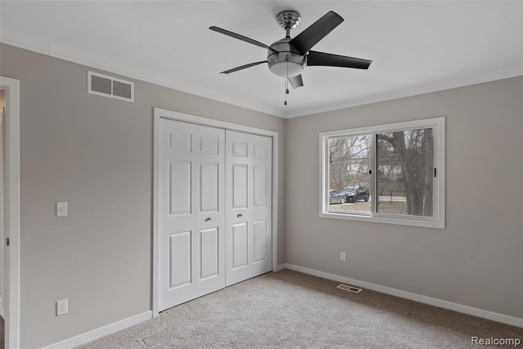 8732 Elizabeth Lake Road, White Lake, MI — Photo 19