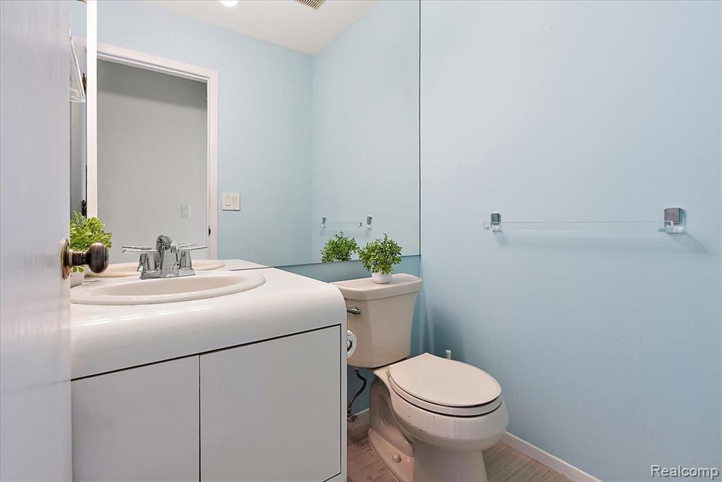 2832 Warrior Drive, Wixom, MI 48393 — Photo 22