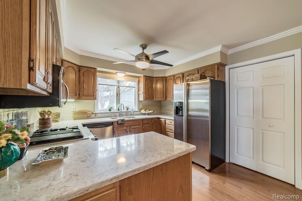 3648 WOODLAND Drive, Metamora, MI 48455 — Photo 10