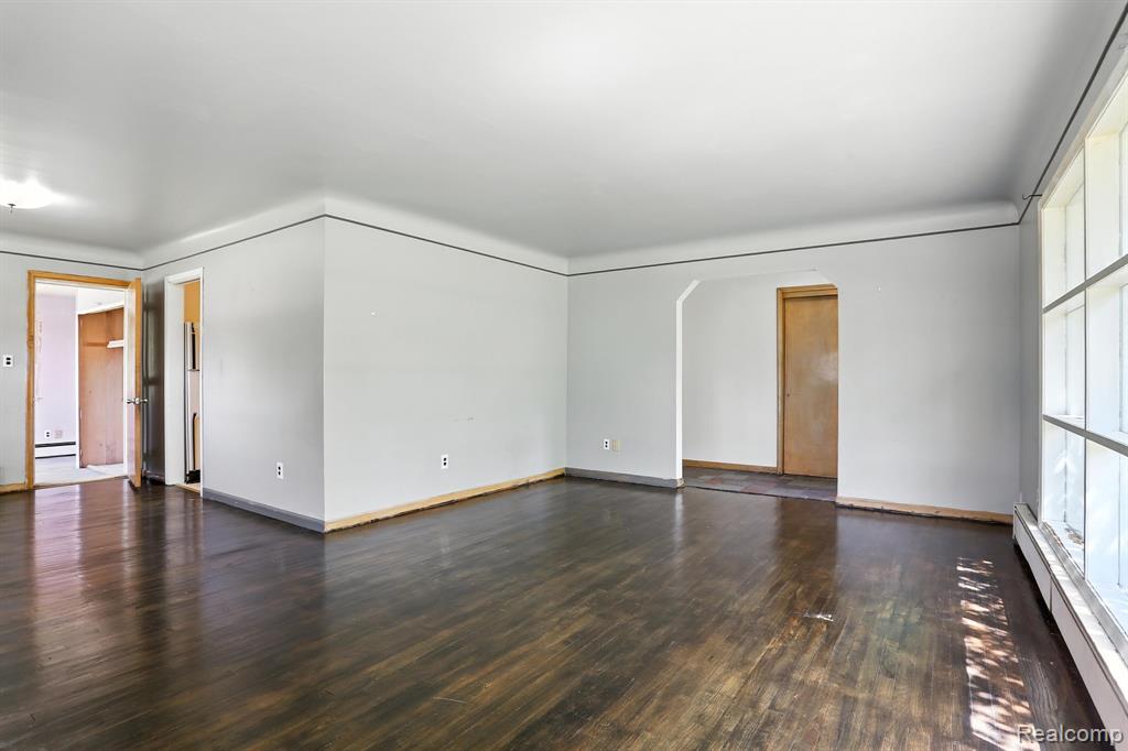 45411 Sterritt Street, Utica, MI 48317 — Photo 7