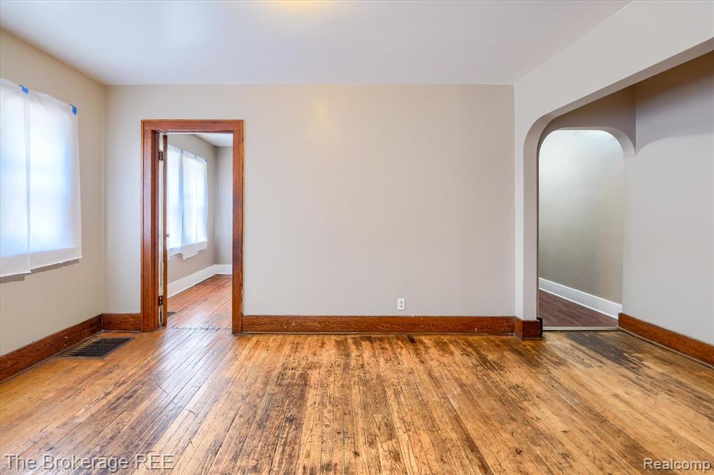 617 E 3rd Street, Flint, MI 48503 — Photo 9