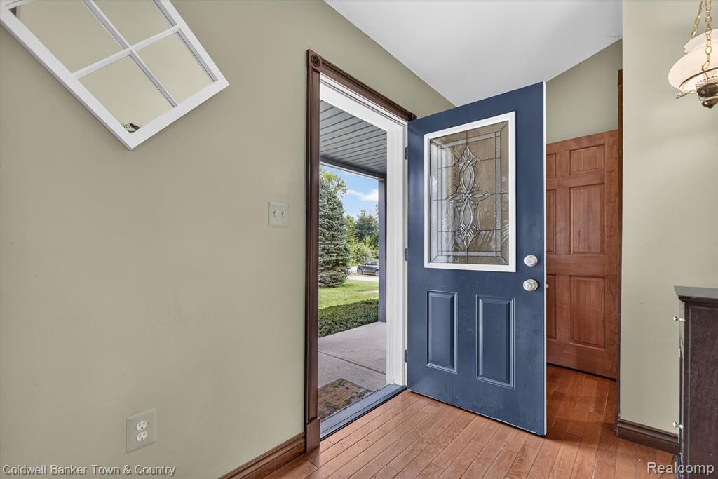 8175 Farley Road, Pinckney, MI 48169 — Photo 6