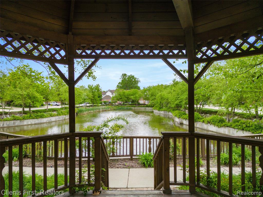 41495 COPPER CREEK Drive, Canton, MI 48187 — Photo 35