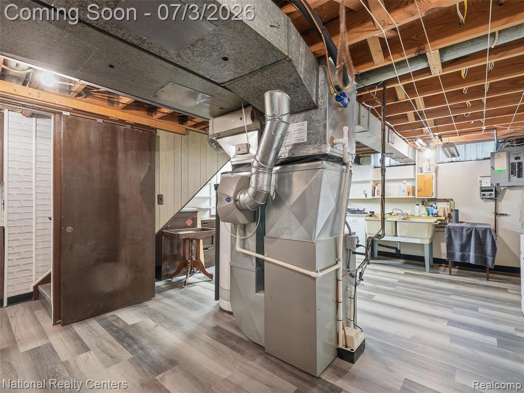 40368 Village Wood Road, Novi, MI — Photo 31