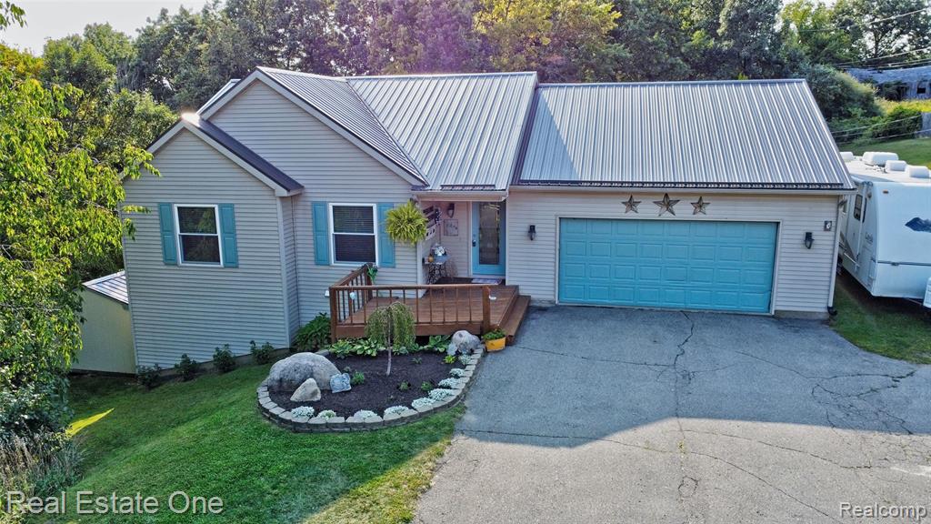 5327 Edgar Road, Clarkston, MI — front exterior