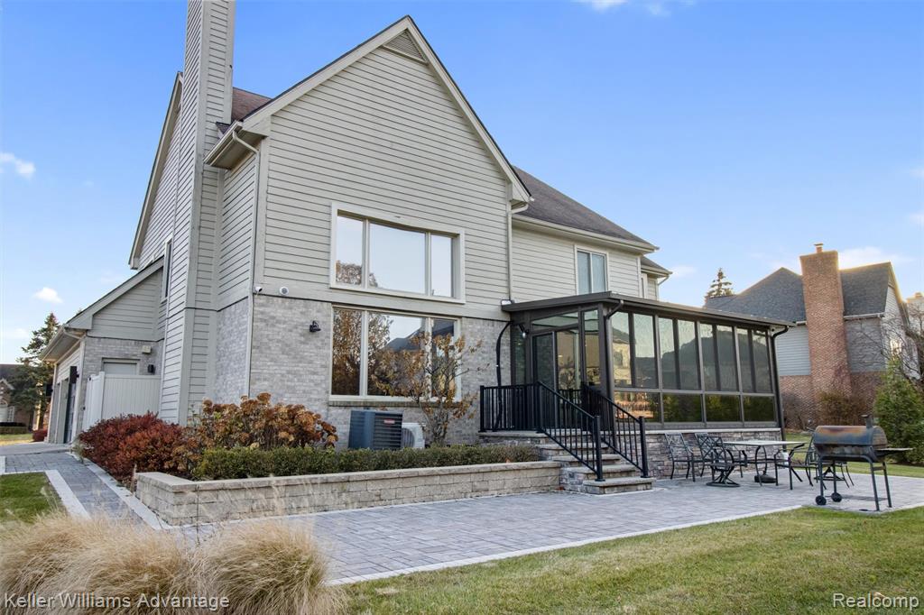 4656 Stoneview, West Bloomfield, MI — Photo 5