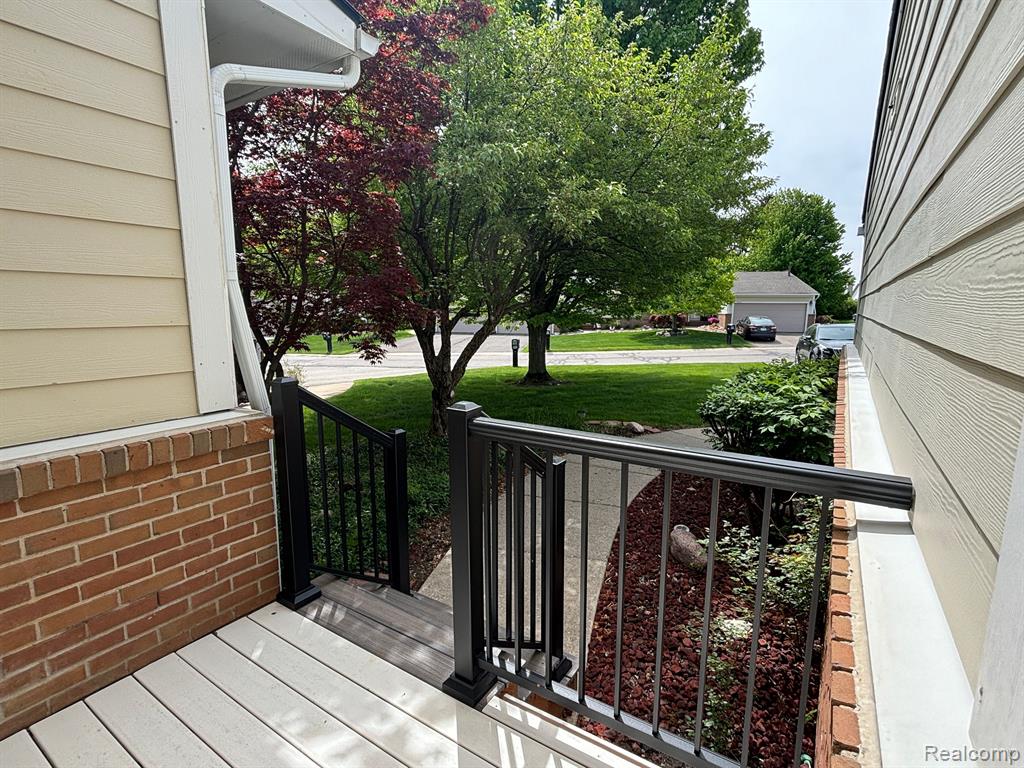 34060 HILLSIDE, Farmington Hills, MI 48335 — Photo 5