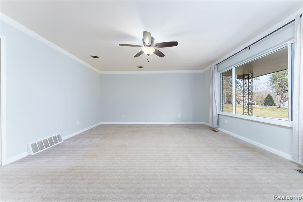 1243 Blue Heron Drive, Highland, MI — Photo 11