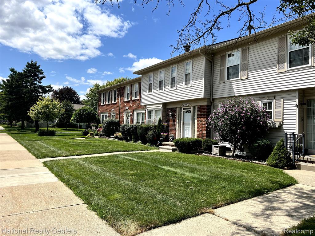 24584 BASHIAN Drive, Novi, MI — Photo 2