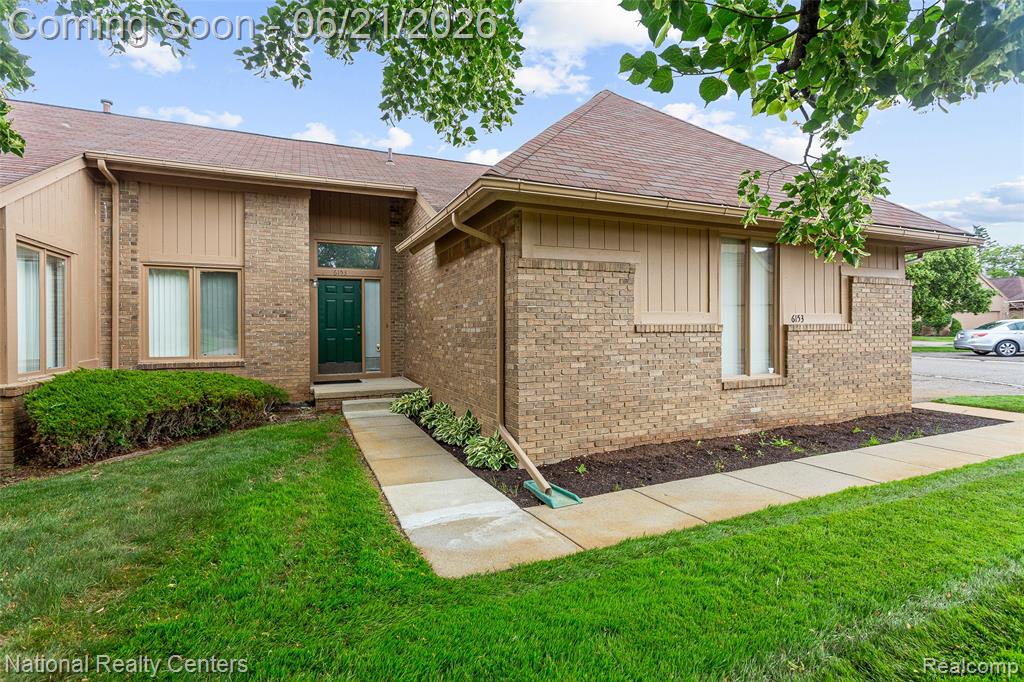 6153 Westbrooke Drive, West Bloomfield, MI — front exterior